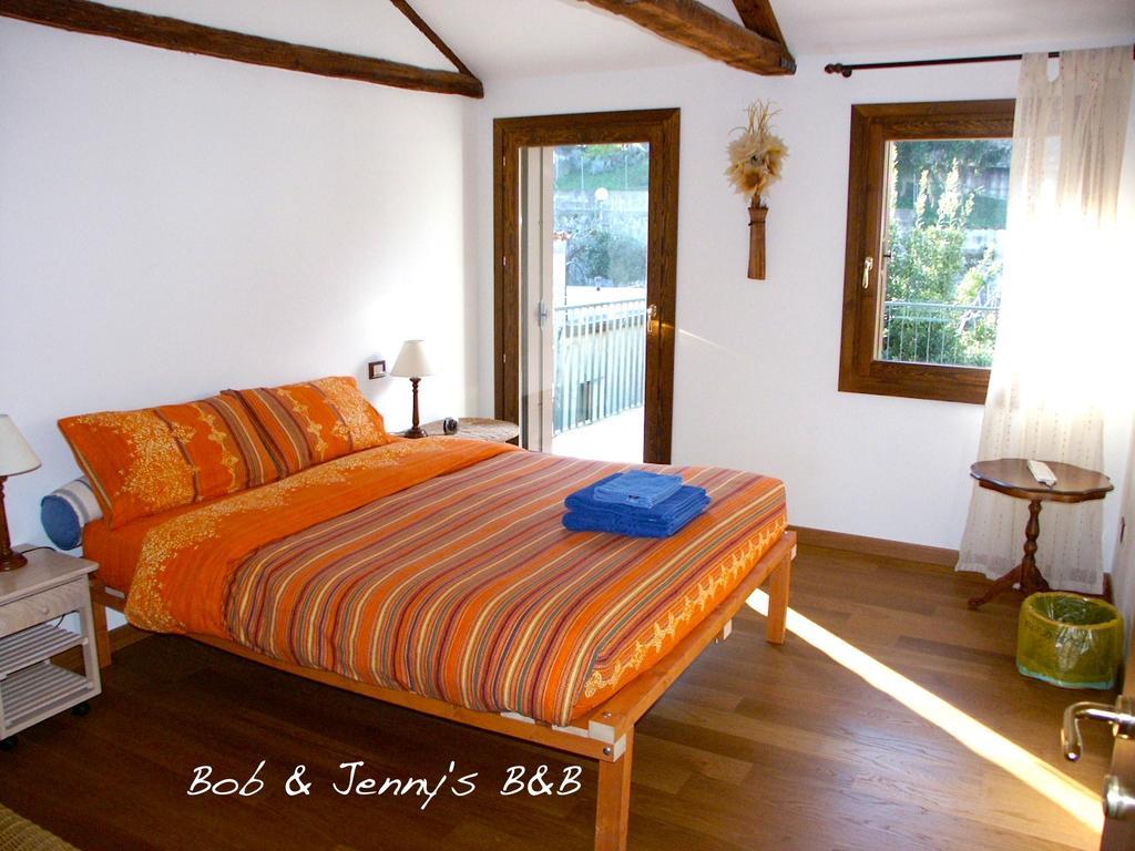 Bob And Jenny'S B&B Vicence Chambre photo