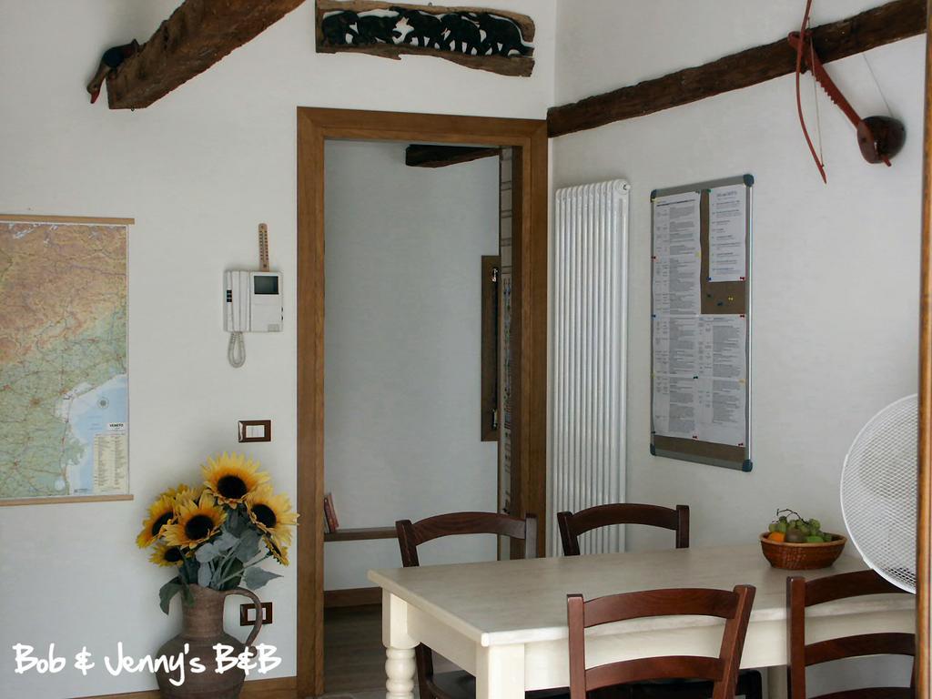 Bob And Jenny'S B&B Vicence Extérieur photo